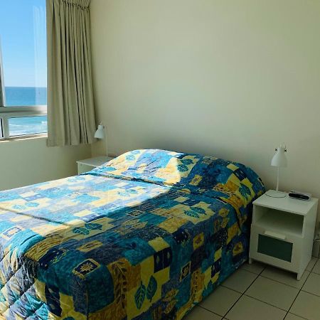 The Shore Apartments - Beachfront Gold Coast Bagian luar foto