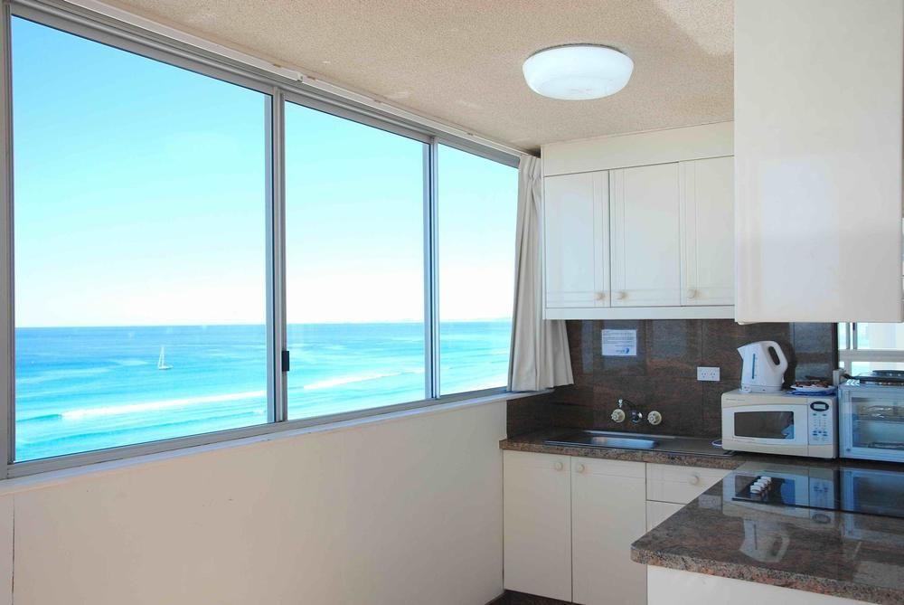 The Shore Apartments - Beachfront Gold Coast Bagian luar foto