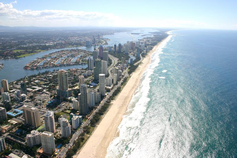 The Shore Apartments - Beachfront Gold Coast Bagian luar foto