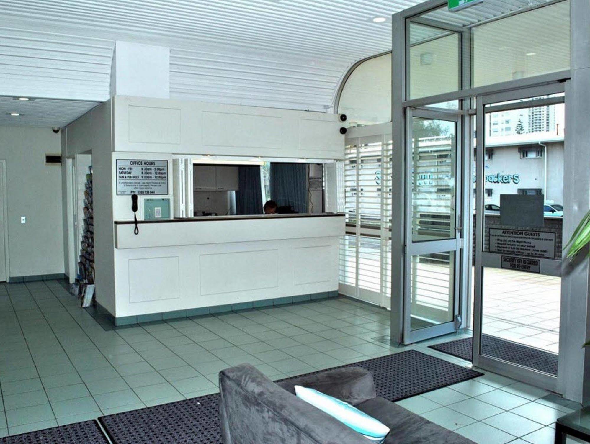 The Shore Apartments - Beachfront Gold Coast Bagian luar foto