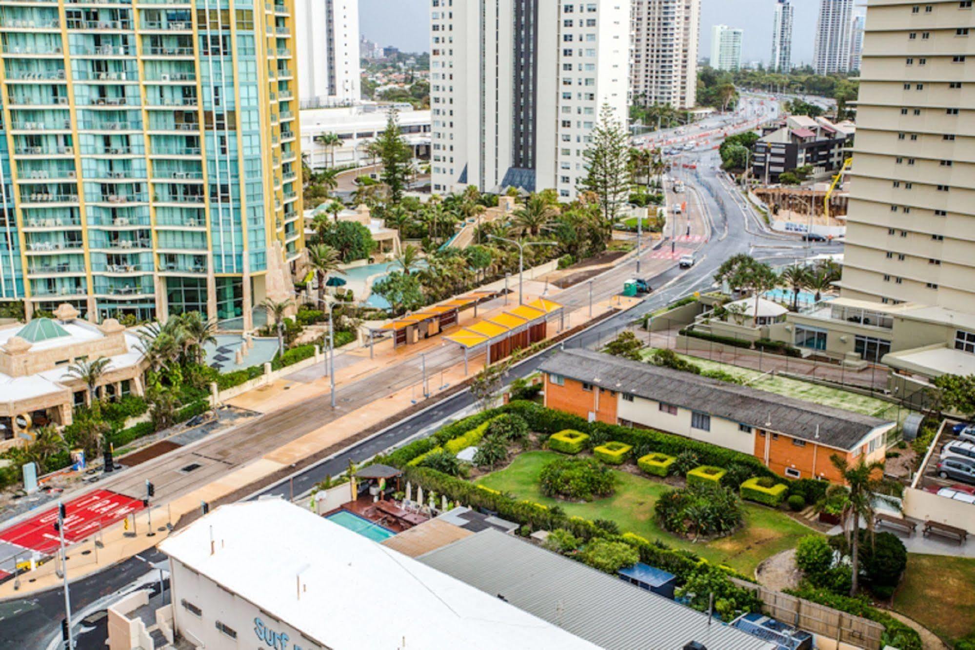 The Shore Apartments - Beachfront Gold Coast Bagian luar foto